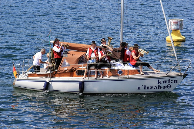 解说员也纷 解说员也纷