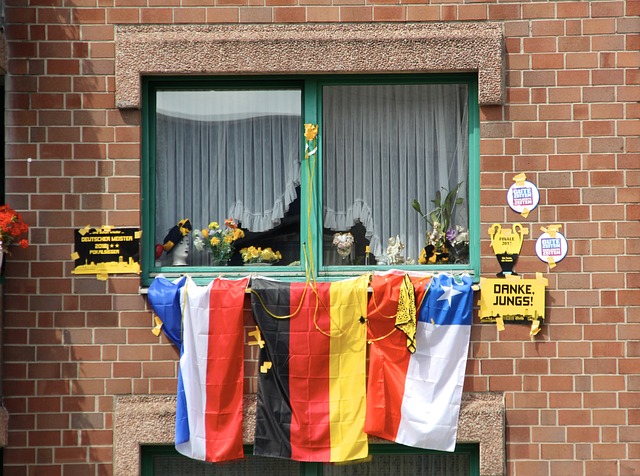 举办正是促 举办正是促